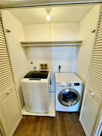 2309 Strand Street 2A, Galveston, TX 77550