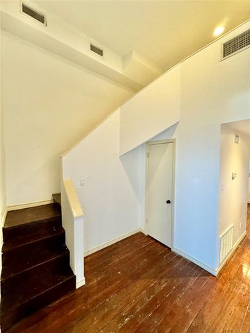 2309 Strand Street 2A, Galveston, TX 77550