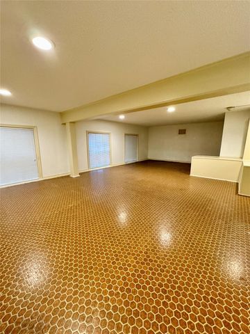 2309 Strand Street 2A, Galveston, TX 77550