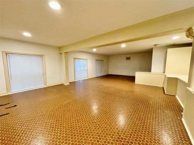 2309 Strand Street 2A, Galveston, TX 77550