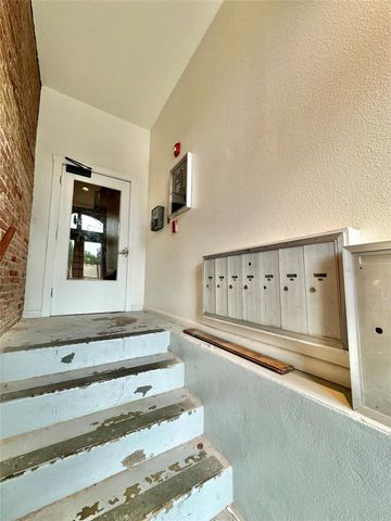 2309 Strand Street 2A, Galveston, TX 77550