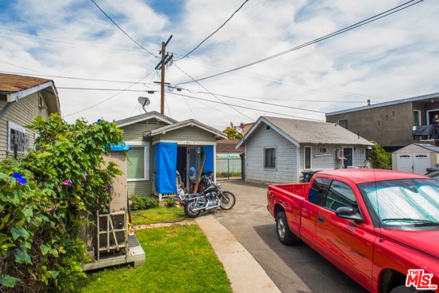 1459 W 29TH Street, Los Angeles, CA 90007