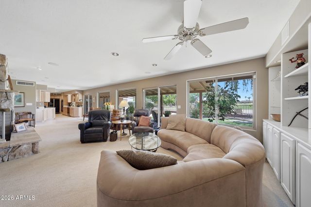 5525 E LINCOLN Drive 105, Paradise Valley, AZ 85253