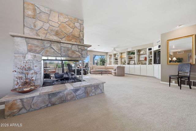 5525 E LINCOLN Drive 105, Paradise Valley, AZ 85253