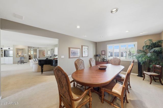5525 E LINCOLN Drive 105, Paradise Valley, AZ 85253