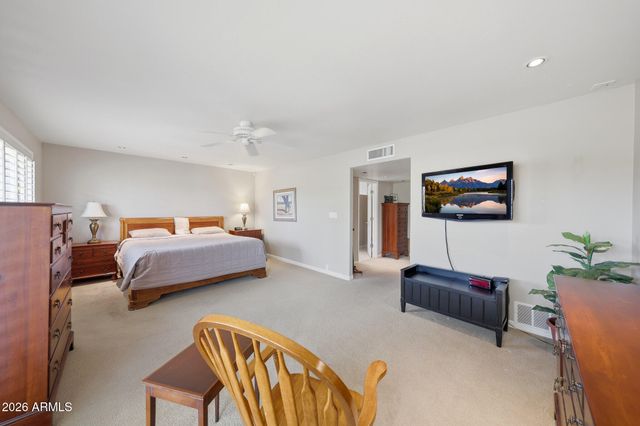 5525 E LINCOLN Drive 105, Paradise Valley, AZ 85253