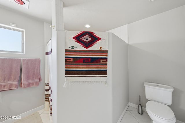 5525 E LINCOLN Drive 105, Paradise Valley, AZ 85253