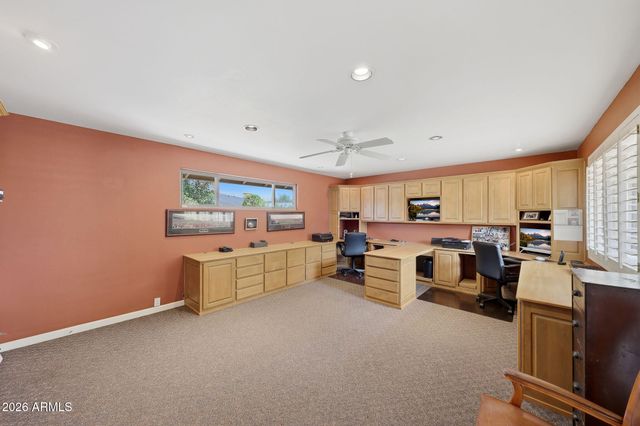 5525 E LINCOLN Drive 105, Paradise Valley, AZ 85253