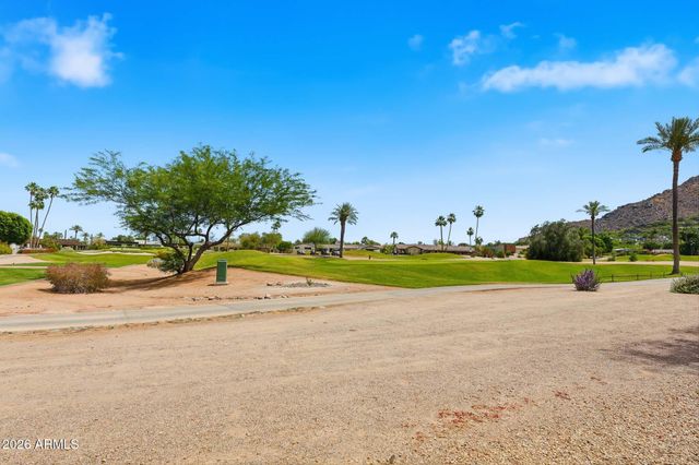 5525 E LINCOLN Drive 105, Paradise Valley, AZ 85253