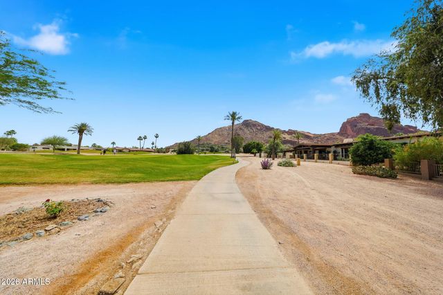 5525 E LINCOLN Drive 105, Paradise Valley, AZ 85253
