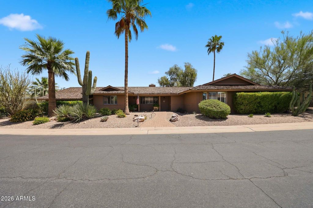 5525 E LINCOLN Drive 105, Paradise Valley, AZ 85253