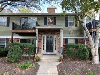 1300 McDowell Road 102, Naperville, IL 60563