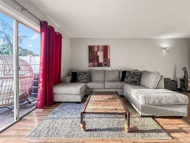 13706 ORANGE SUNSET DRIVE 13706, Tampa, FL 33618