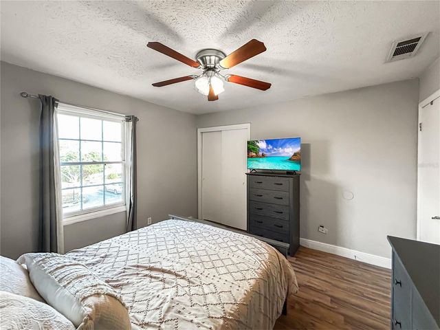 13706 ORANGE SUNSET DRIVE 13706, Tampa, FL 33618