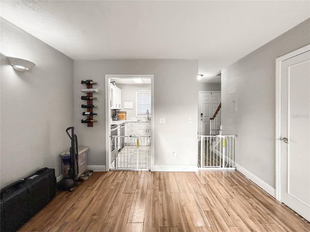 13706 ORANGE SUNSET DRIVE 13706, Tampa, FL 33618