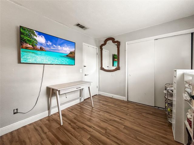 13706 ORANGE SUNSET DRIVE 13706, Tampa, FL 33618