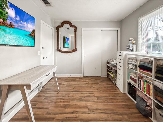 13706 ORANGE SUNSET DRIVE 13706, Tampa, FL 33618