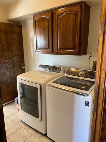 1541 36th Circle SE, Rio Rancho, NM 87124