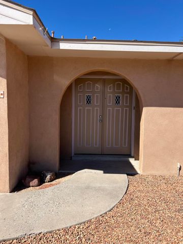 1541 36th Circle SE, Rio Rancho, NM 87124
