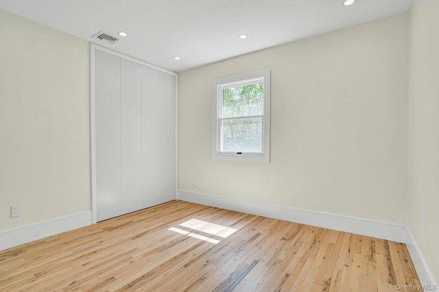 7 McCulloch Drive, Dix Hills, NY 11746