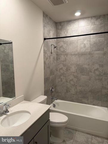 145 GROWDEN LDG, Bensalem, PA 19020