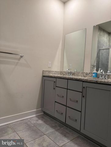 145 GROWDEN LDG, Bensalem, PA 19020
