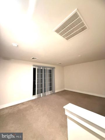 145 GROWDEN LDG, Bensalem, PA 19020