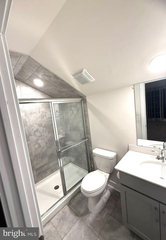 145 GROWDEN LDG, Bensalem, PA 19020