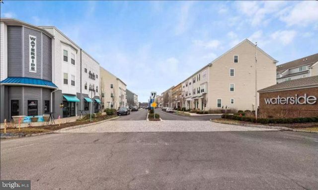 145 GROWDEN LDG, Bensalem, PA 19020