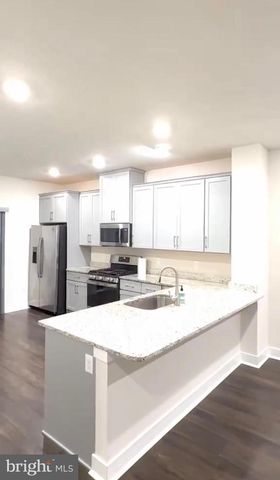 145 GROWDEN LDG, Bensalem, PA 19020