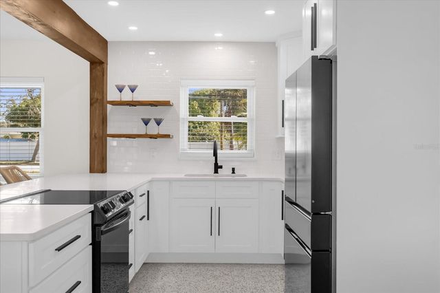 12366 137TH STREET N, Largo, FL 33774