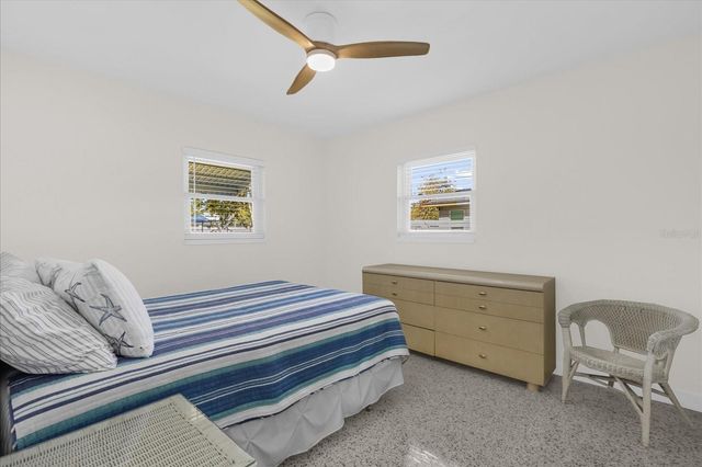 12366 137TH STREET N, Largo, FL 33774