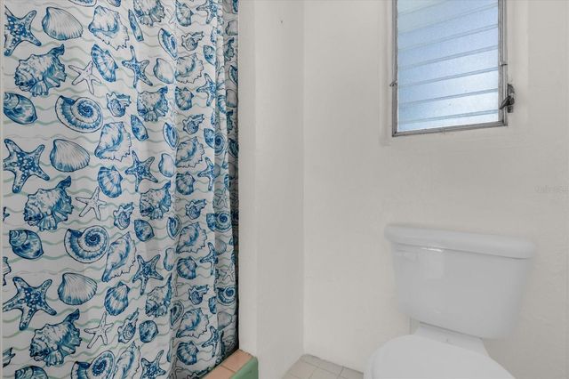 12366 137TH STREET N, Largo, FL 33774