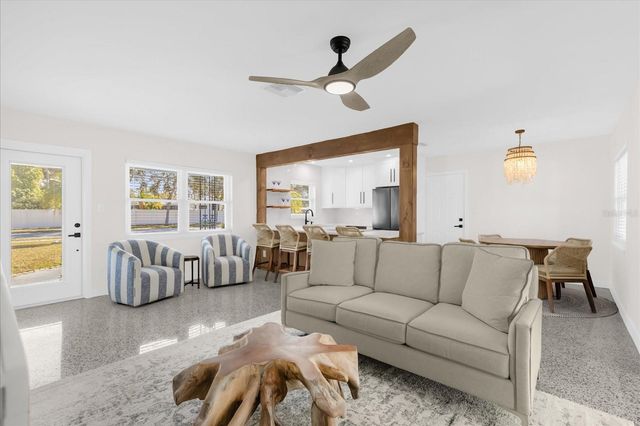 12366 137TH STREET N, Largo, FL 33774