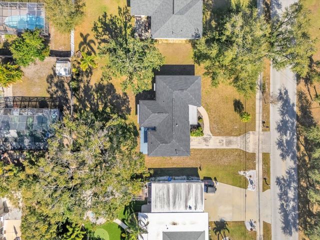 12366 137TH STREET N, Largo, FL 33774