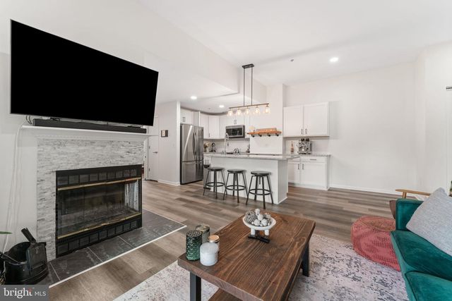 10 GREYSTONE CT #I, Annapolis, MD 21403