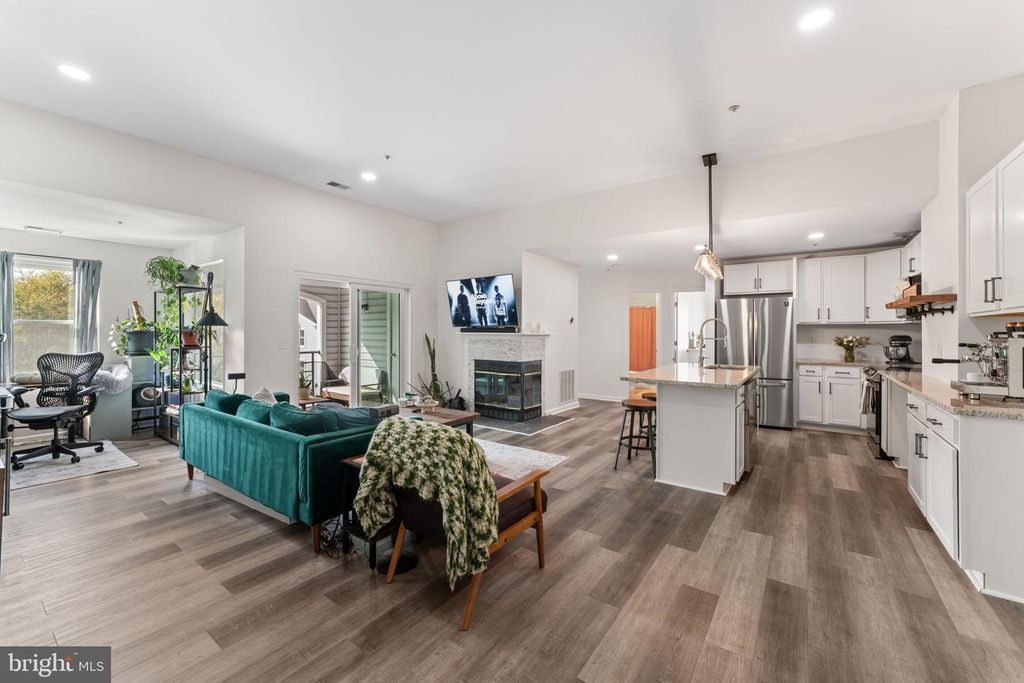 10 GREYSTONE CT #I, Annapolis, MD 21403