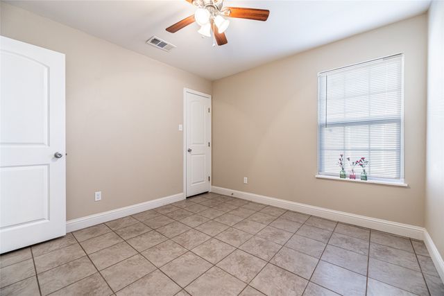 7323 S Colonial Drive, Forest Hill, TX 76140
