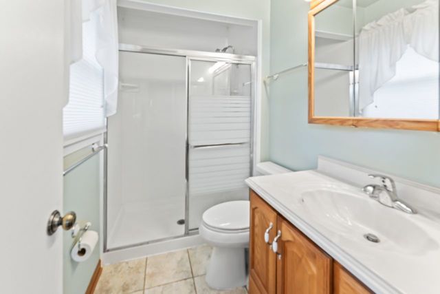 57 Kenilworth Avenue, Elk Grove Village, IL 60007
