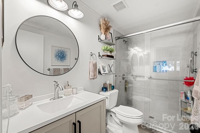 8211 Park Vista Circle, Charlotte, NC 28226
