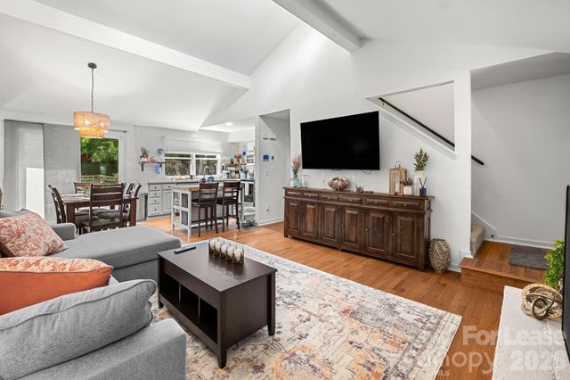 8211 Park Vista Circle, Charlotte, NC 28226