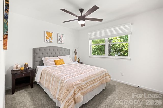 8211 Park Vista Circle, Charlotte, NC 28226