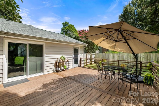 8211 Park Vista Circle, Charlotte, NC 28226