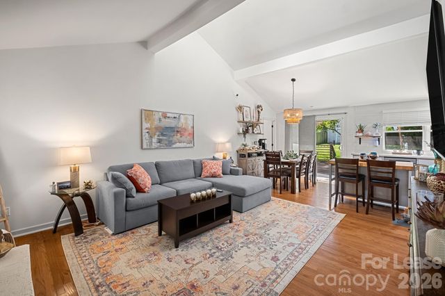 8211 Park Vista Circle, Charlotte, NC 28226