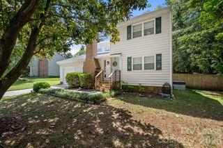 8211 Park Vista Circle, Charlotte, NC 28226
