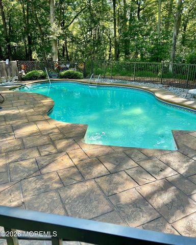 15 Jennifer Way, New Egypt, NJ 08533