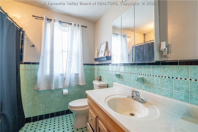 800 Temple Street, Charleston, WV 25387