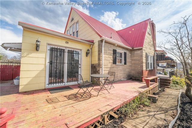 800 Temple Street, Charleston, WV 25387