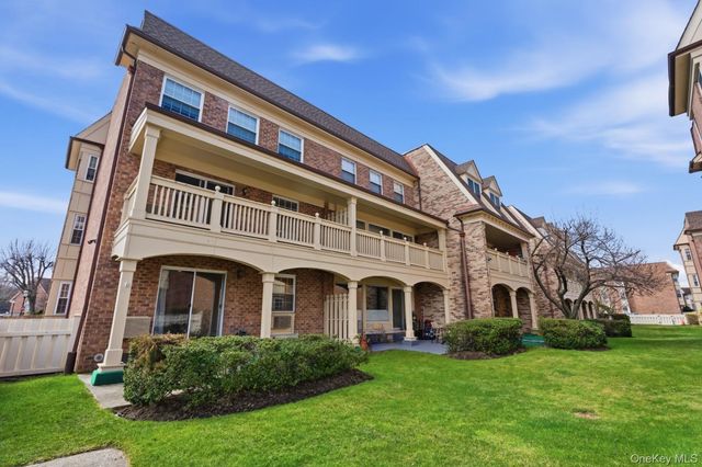 20617 Lori Drive 1166, Bayside, NY 11360