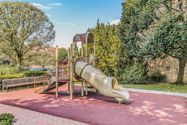 20617 Lori Drive 1166, Bayside, NY 11360